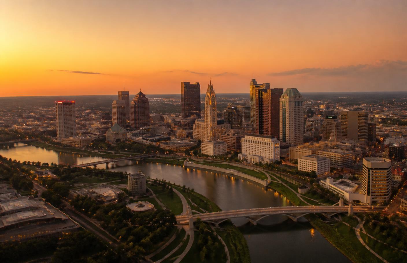 Aerial view of the Columbus, Ohio skyline at dusk
